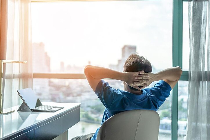 Serviced Apartments waren 2022 in ganz Deutschland noch besser als 2019 ausgelastet. Jeder zweite Betreiber hatte dabei die Jahresdurchschnittsbelegung und mehr erreicht. © AdobeStock_Chinnapong
