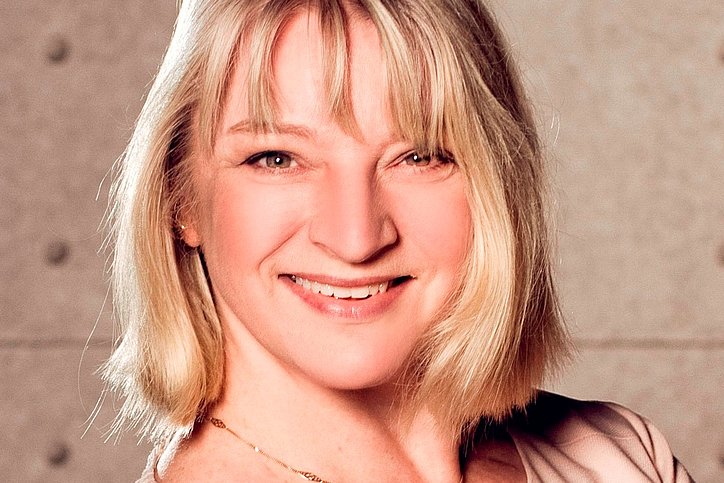 Portrait von Bianca Vandersee, Senior Consultant bei Apartmentservice © Bastian Bartsch