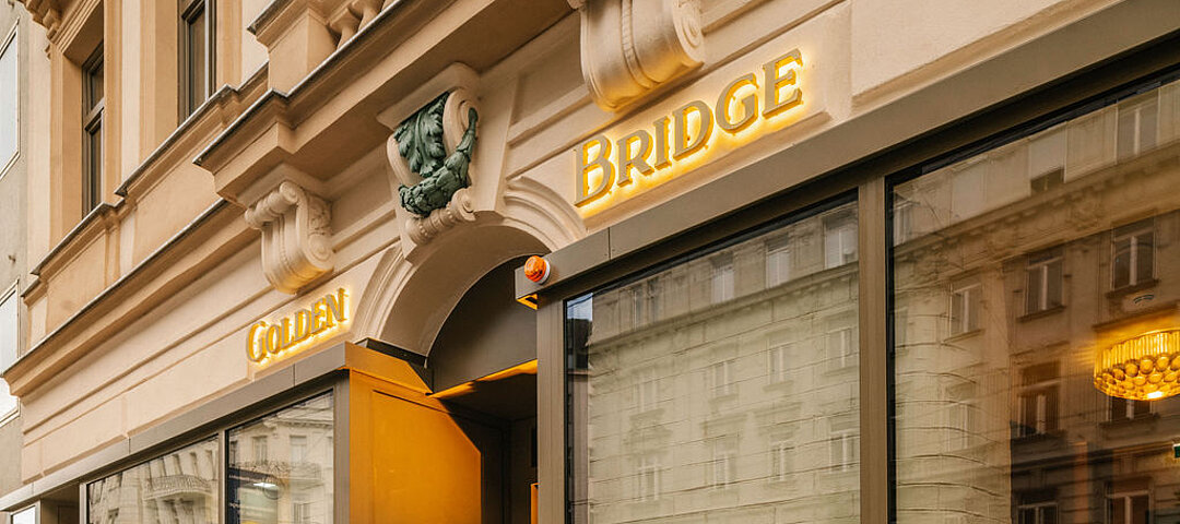Außenansicht GoldenBridge in Wien