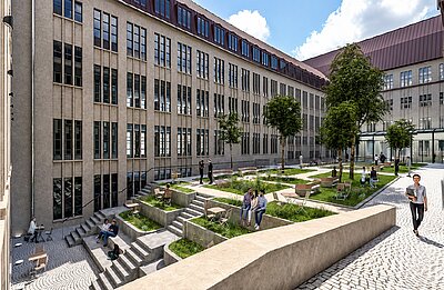 Das denkmalgeschützte Ensembles soll als urbane Oase mit Gastronomie- und Aufenthaltsangeboten zum lebendigen Treffpunkt werden. © Primestar Group Das denkmalgeschützte Ensembles soll als urbane Oase mit Gastronomie- und Aufenthaltsangeboten zum lebendigen Treffpunkt werden. © Primestar Group