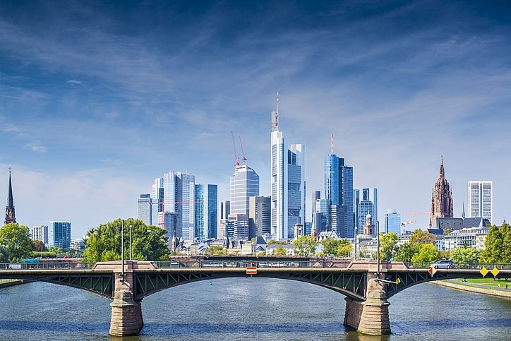 Skyline von Frankfurt am Main © shutterstock.com_ESB Professional