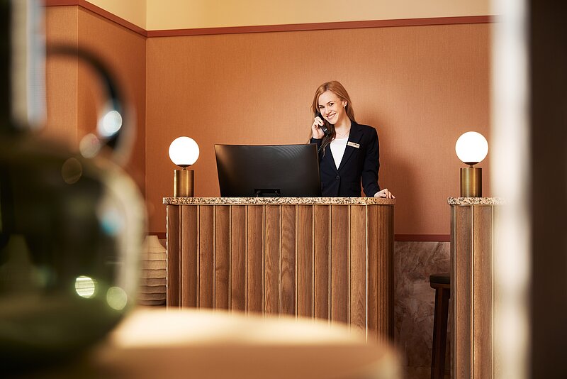 Nikol Onodi vom Front Office im Adina Hotel Stuttgart © Adina Hotels