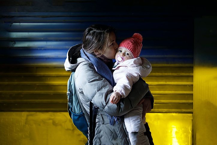 Über 38.000 Geflüchtete aus der Ukraine sind derzeit in Deutschland registriert. Weil es keine Anmeldepflicht, dürften es aber deutlich mehr sein. © Adobe Stock_Marko