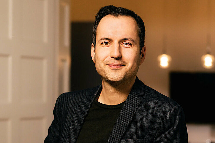 Benjamin Oeckl sieht den Trend, das Serviced-Apartment-Betreiber Gemeinschaftsflächen als neue eigene Businessmodelle nun mitplanen wollen. © BelForm | Design- und Ausstattung für Microliving und Serviced Apartments