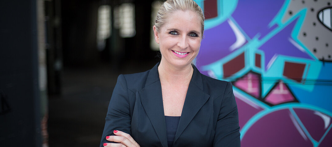 Porträt Vivienne Dübbert