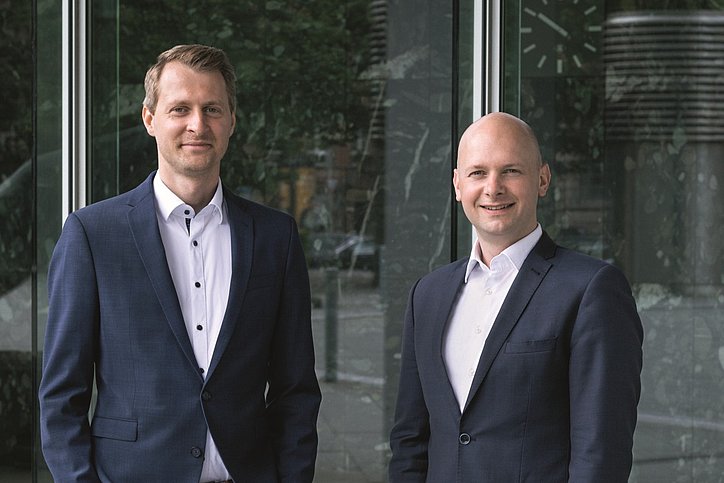 links: Alexander Trappiel, rechts: Henrik von Bothmer © Union Investment Real Estate/Simone Scardovelli
