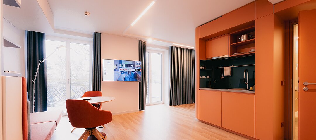 Die Studio-Apartments und Smart Studio Singles mit Balkon bieten Blick auf den Hotelgarten. © Der Sonnenhof Die Studio-Apartments und Smart Studio Singles mit Balkon bieten Blick auf den Hotelgarten. © Der Sonnenhof