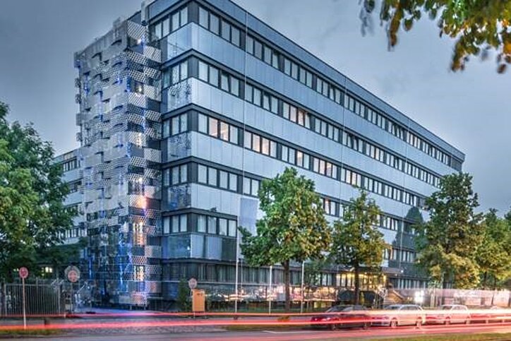 Mit 260 Apartments am Münchner Olympiapark war die Marke Joyn Serviced Living einst gestartet. Jetzt geht auch dieses Haus an Numa. © Joyn Serviced Living