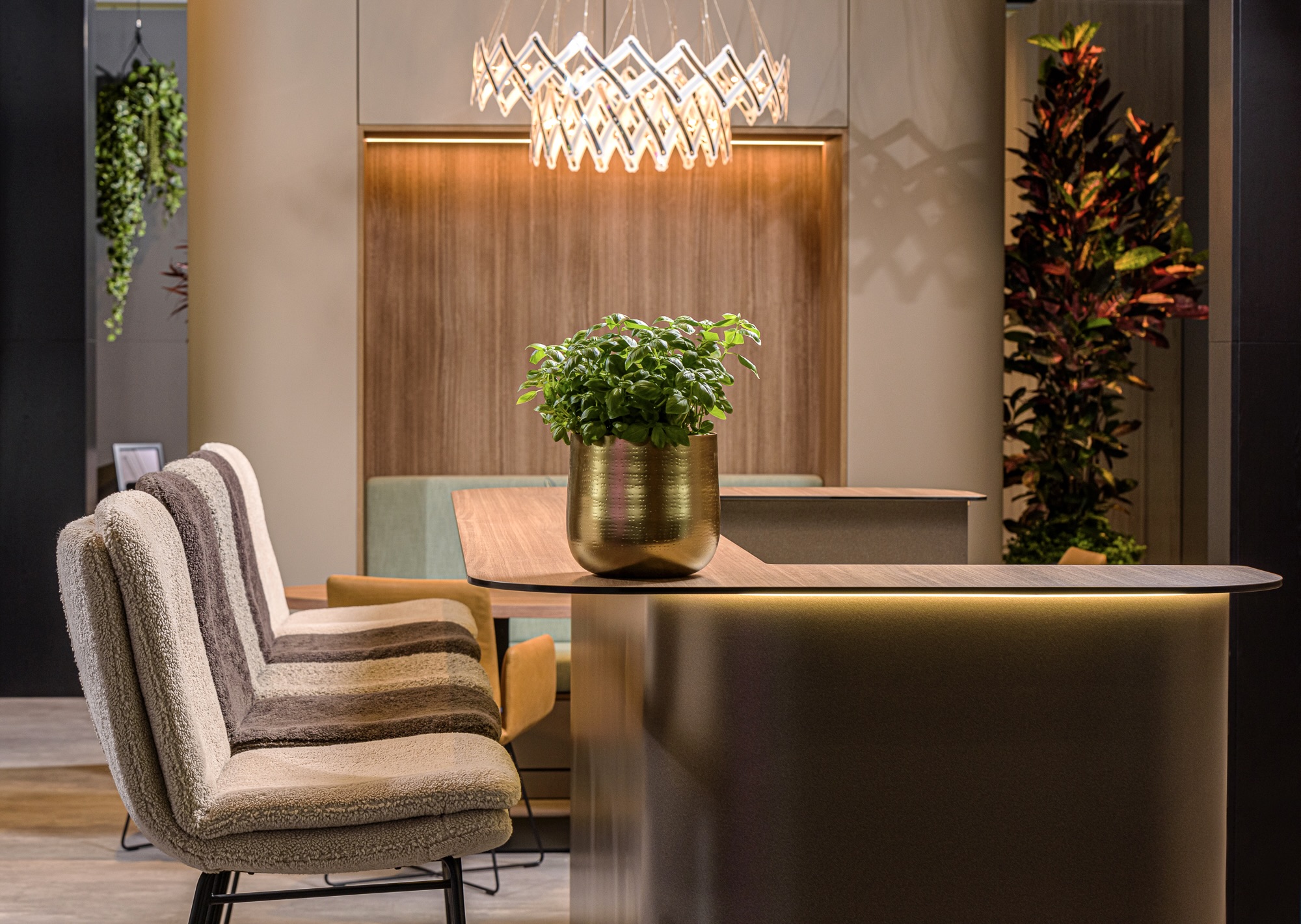 ©Howind Furniture mit Rust Media Solutions Howind Furniture GmbH